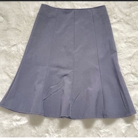 Pleated knitted skirt in gray Size Small - Picture 10 of 15